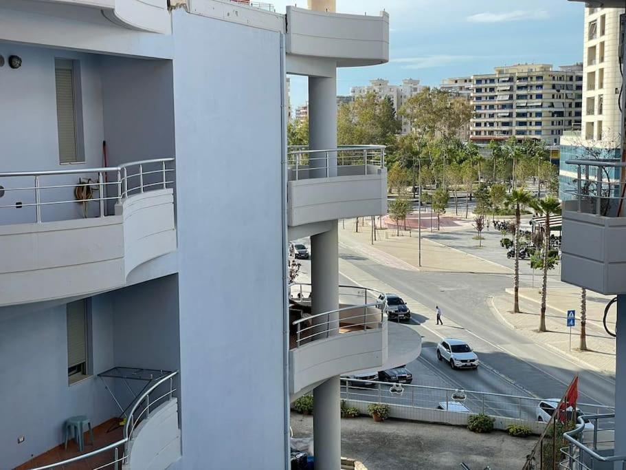 Sea View Apartment In Avlonya Dış mekan fotoğraf